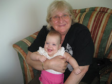 Emma unokával 2008 októberben