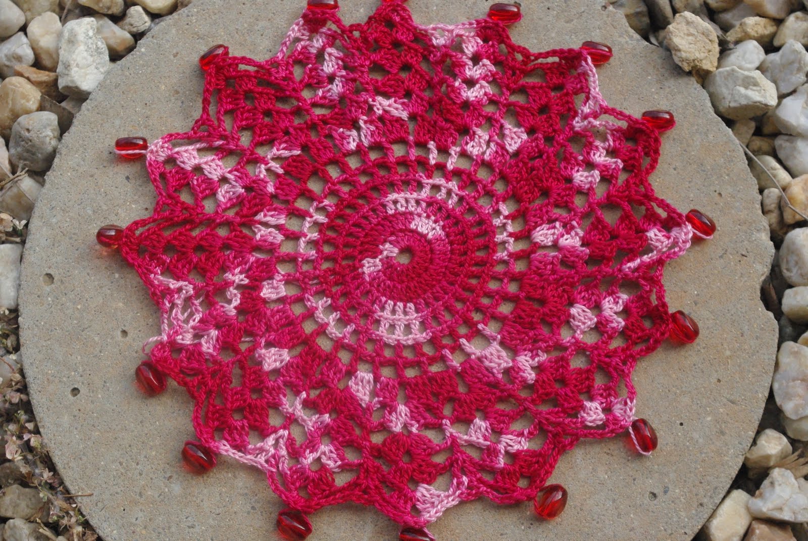 suzy hausfrau: Three generations of crochet...