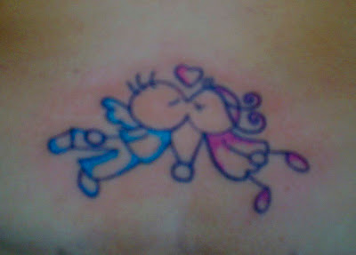 Tattoo_tatuagem_feminina_bonequinhos.jpg Tattoo_tatuagem_feminina_bonequinhos.jpg