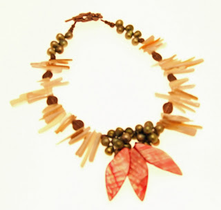 chunky jewellery,chunky necklace,shell necklace