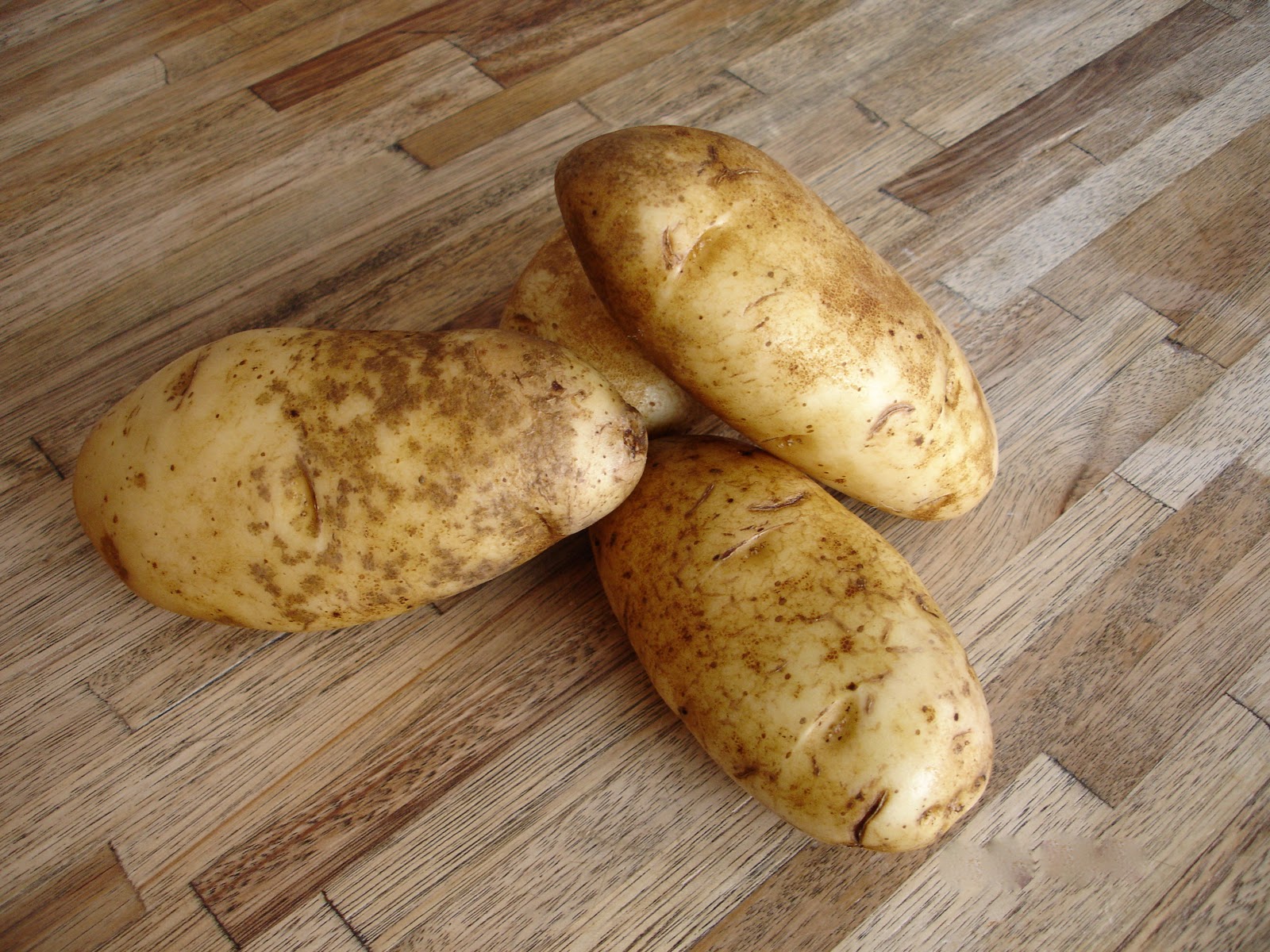 From Which Things Grow Chew on This Steak with Creamy Goat Cheese