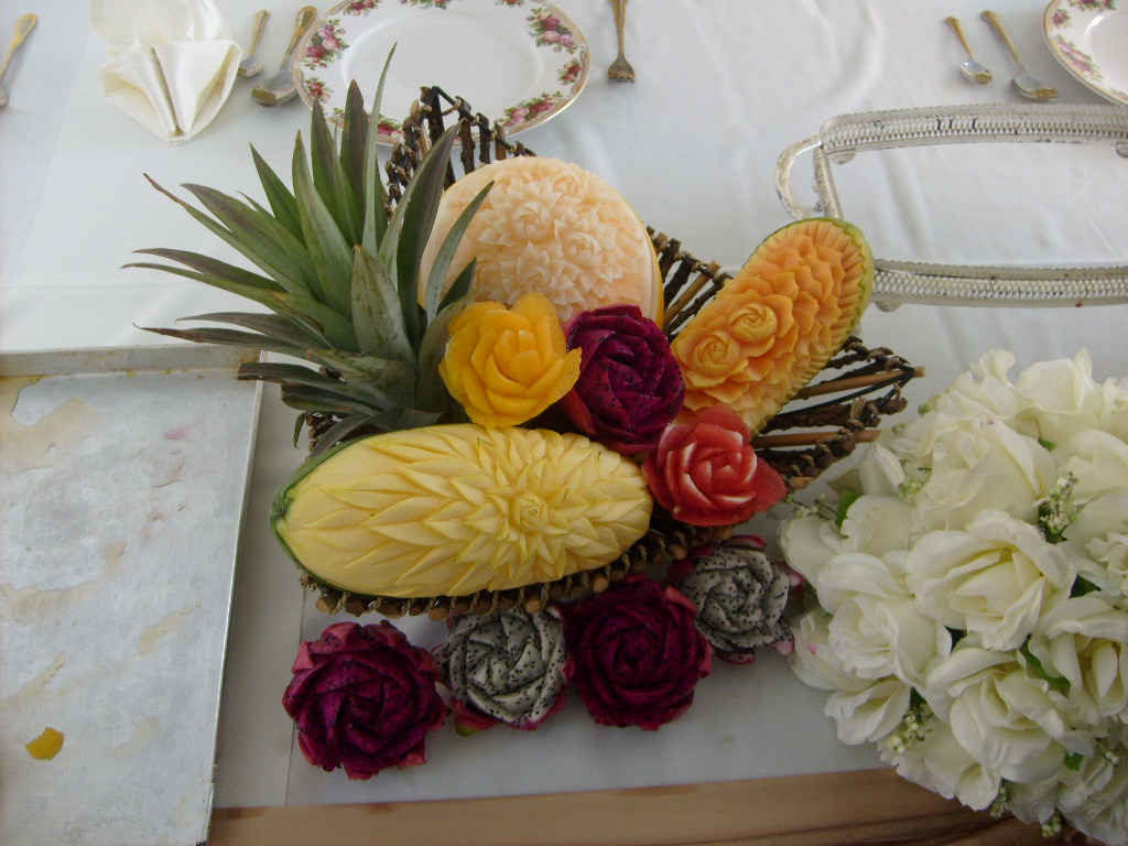 FRUIT AND VEGETABLE CARVING fruit carving for wedding table,angagement