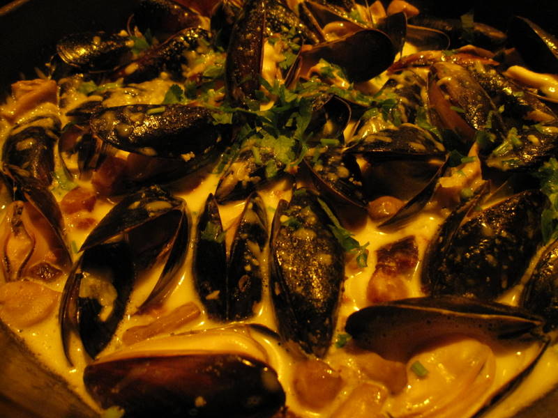 Lunching in the DMV Mussel Bar Bethesda, MD