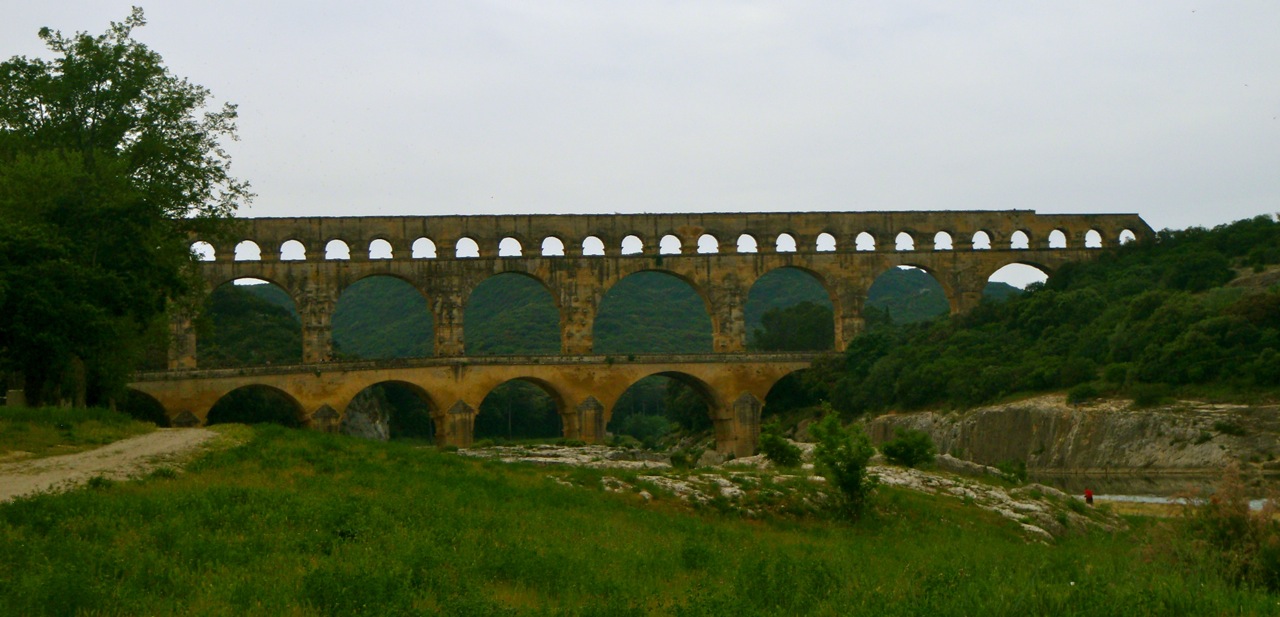 [PontduGard2009-02.jpg]