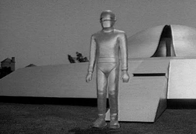 Everyone loves Gort