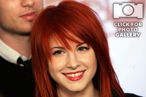 hayley williams hairstyle with bangs. hayley williams hairstyle