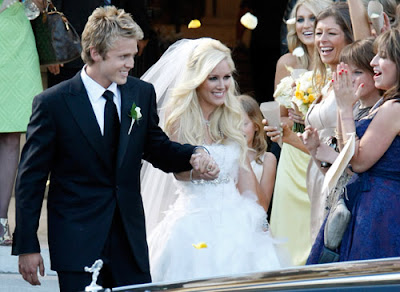 Spencer and Heidi leaving the church