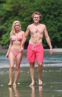 Heidi and Spencer Pratt Costa Rican Beach Bliss