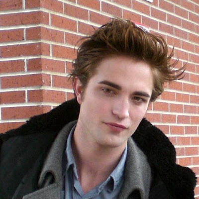 makeup Robert-Pattinson- robert pattinson makeup. makeup Robert-Pattinson-