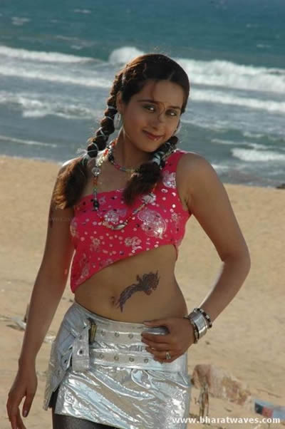 South Indian Beautiful Hot Actresses Photos