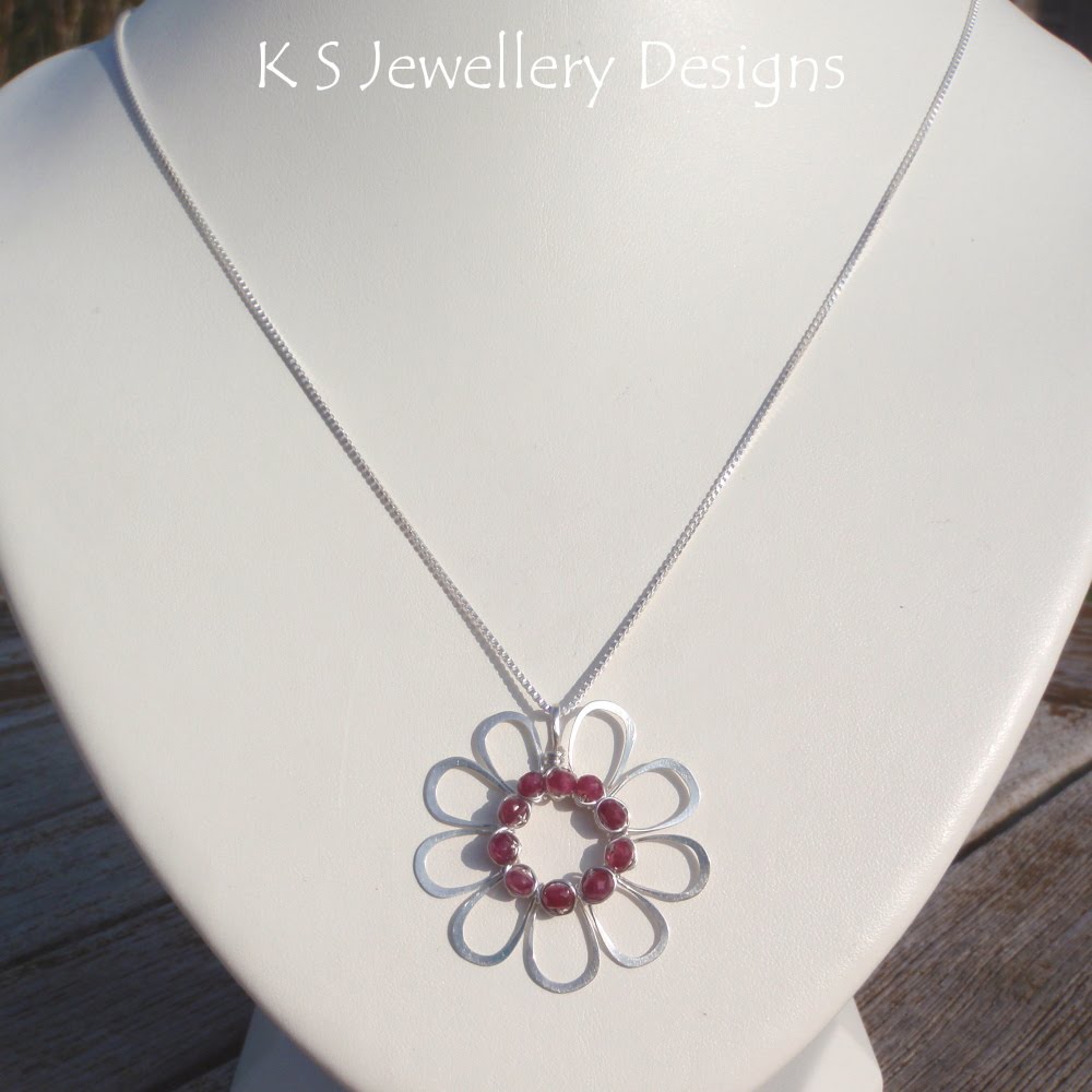 daisy ruby jewellery