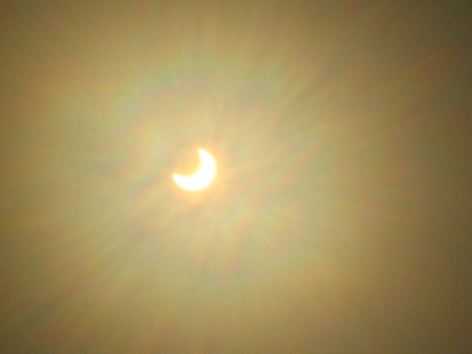 [Solar+Eclipse+in+India+001.jpg]