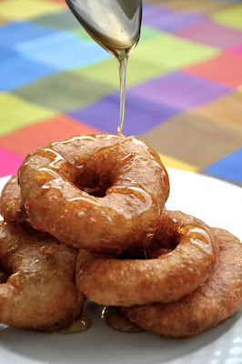 Loukoumades THE Greek Doughnut DSC 0036 Loukoumades THE Greek Doughnut