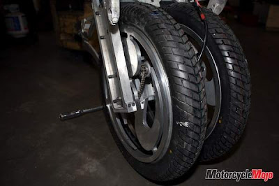 The UNO - One Wheeled Motorcycle - techno-angel.blogspot.com The UNO - One Wheeled Motorcycle