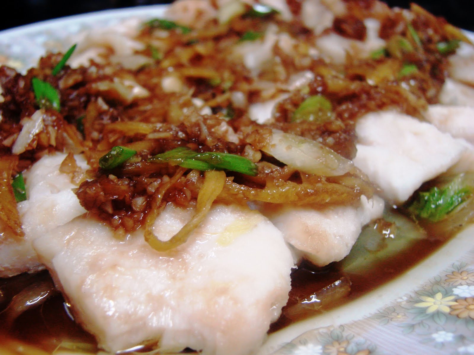 Cuppy Creme Steamed Fish Fillet with Garlic Ginger Sesame Soy Dressing