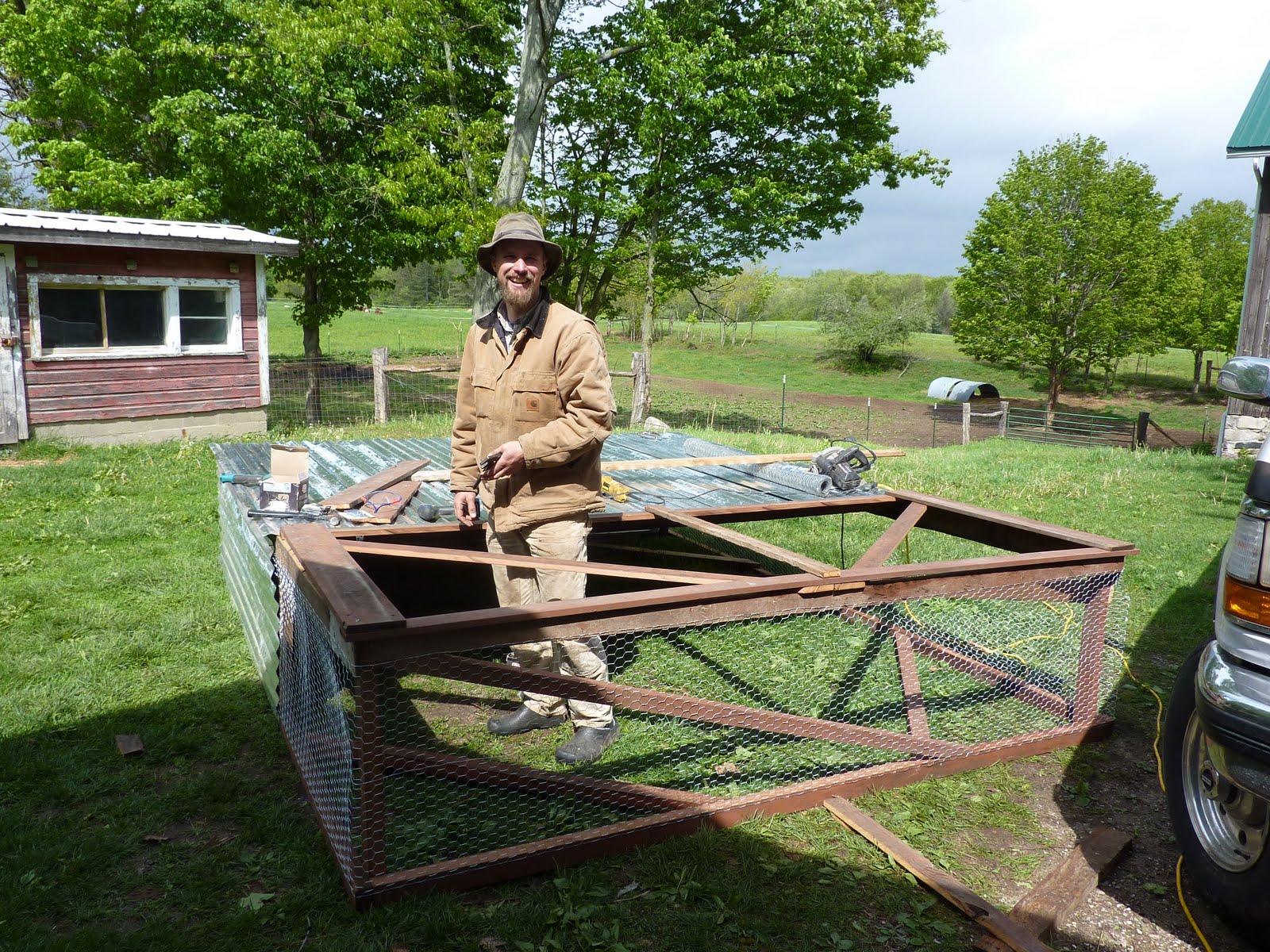 Small chicken coop Learn Joel salatin chicken pen plans