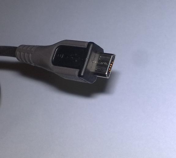 [microusb.JPG]