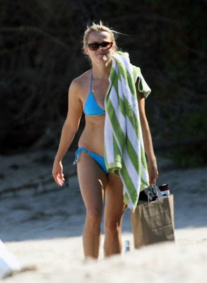 Celebrities in Bikini: Reese Witherspoon sexy bikini pictures 2008