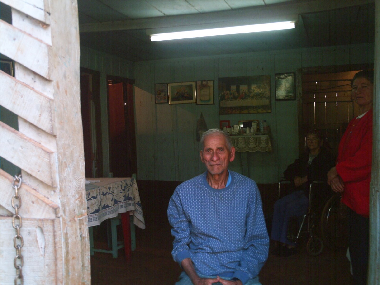 [PICT0022.JPG]