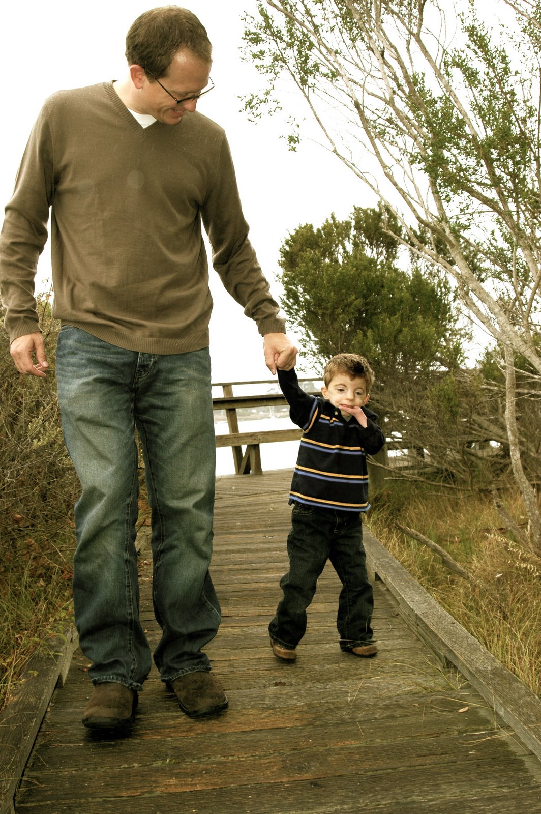 [Leonard_Family_7133_Oct-12_2007.JPG]