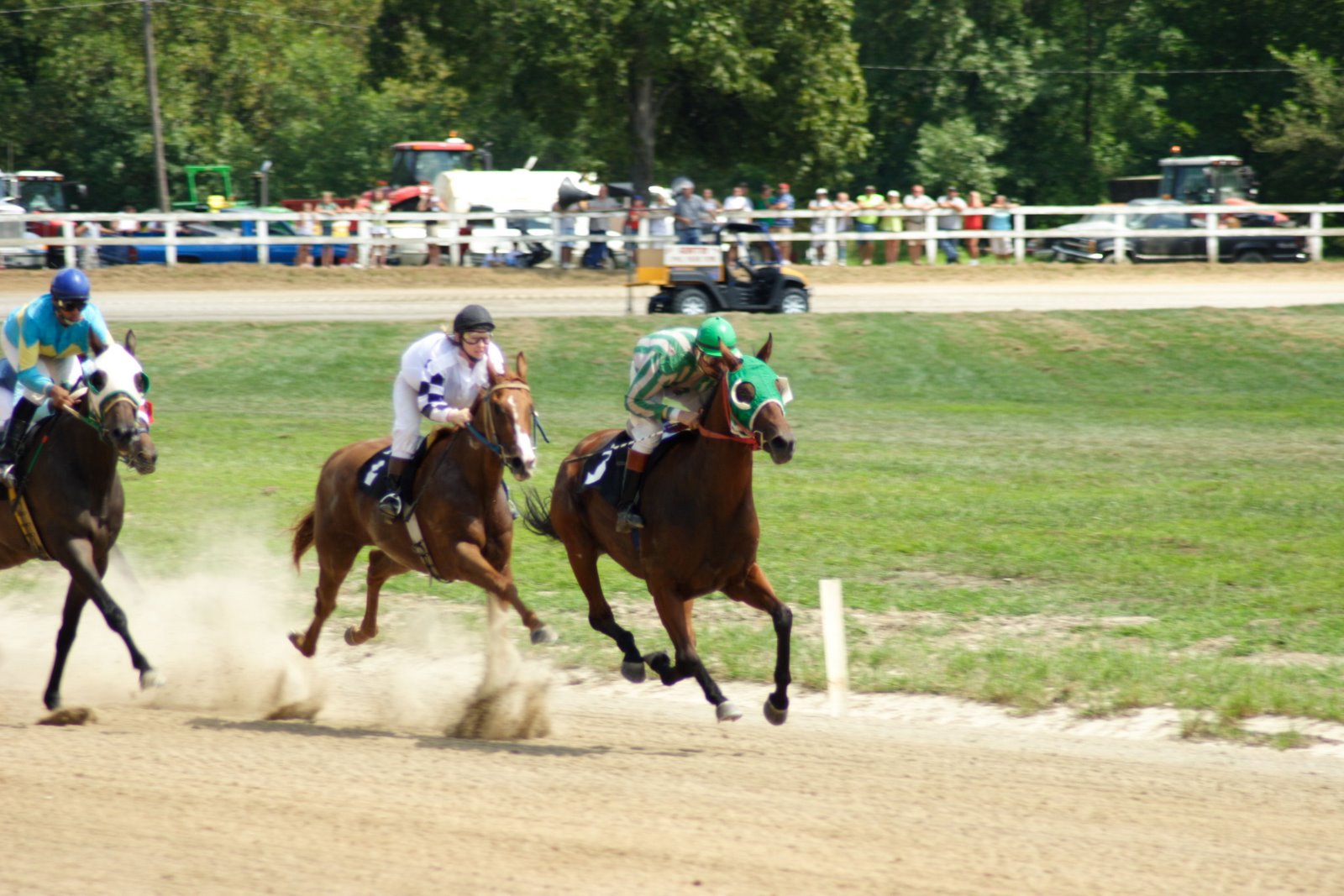[FairHorseRace05.JPG]