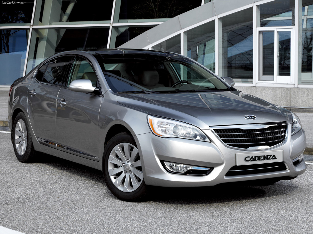 http://4.bp.blogspot.com/_bbaQVoriG6M/Sw0xA8JVMVI/AAAAAAAAAa8/pE9-jEkA4Z8/s1600/Kia-Cadenza_2011_1280x960_wallpaper_04.jpg