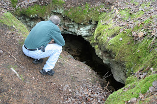 Cave entrance at Fiborn