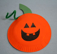 Be Different&hellip;Act Normal: Paper Plate Halloween Crafts