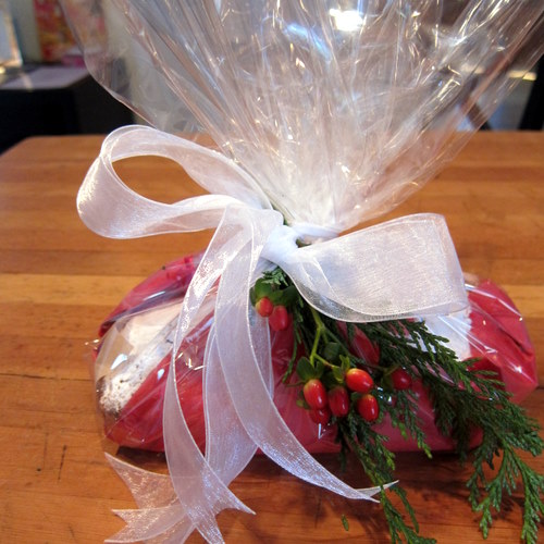 Fishtails and Pearls Cello wrap makes a food gift special...