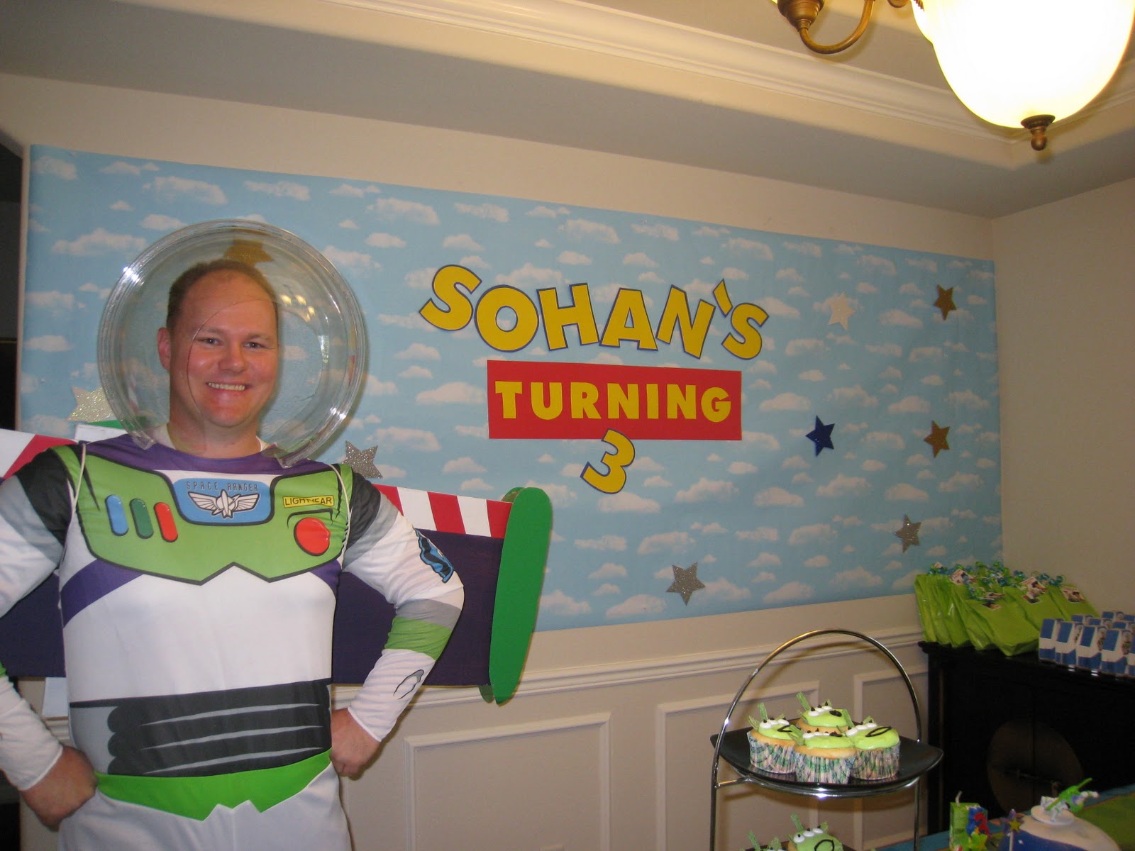 the party wall toy story party toy story cloud template