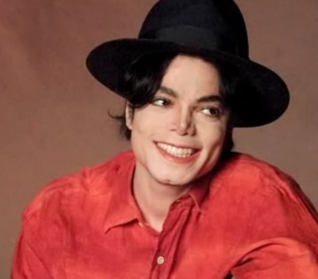 MICHAEL-michael-jackson-12065048-650-570.jpg
