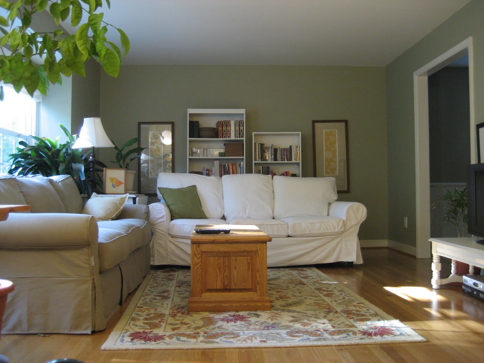 Regular Living Rooms Regular Living Rooms