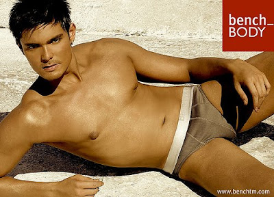 http://4.bp.blogspot.com/_bjeVPmM61xY/SDS7eumrU_I/AAAAAAAAFxk/NLRBezujdAs/s400/dingdong-dantes-bench.jpg