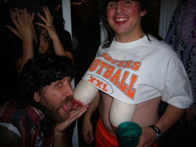 [saggers.jpg]