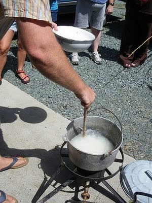 making cornstarch glue