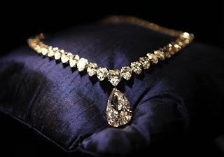evening star diamond necklace