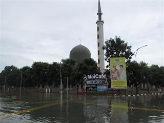 Papa Mama dan Baby LOVA: Banjir a.k.a Bah di Perlis 2010