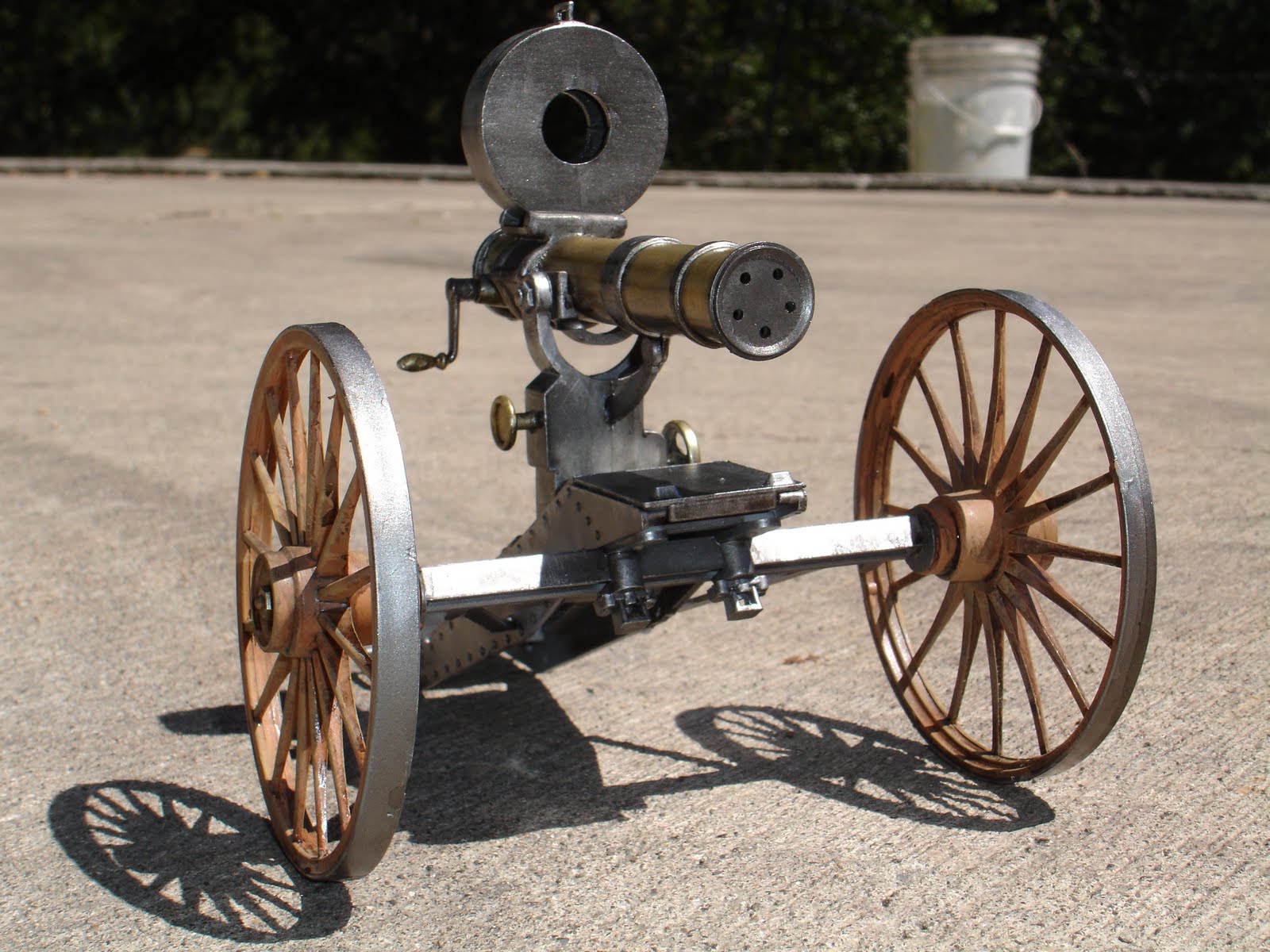 All About Models and Figures 1/16 Scale Gatling Gun