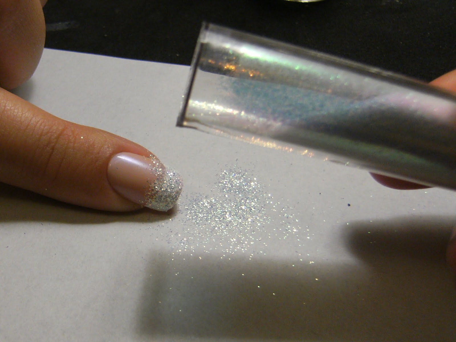 [NAILENE+FRENCH+MANI'+WITH+GLITTER+TIPS+---DEEZ-NAILZ---+(19).JPG]