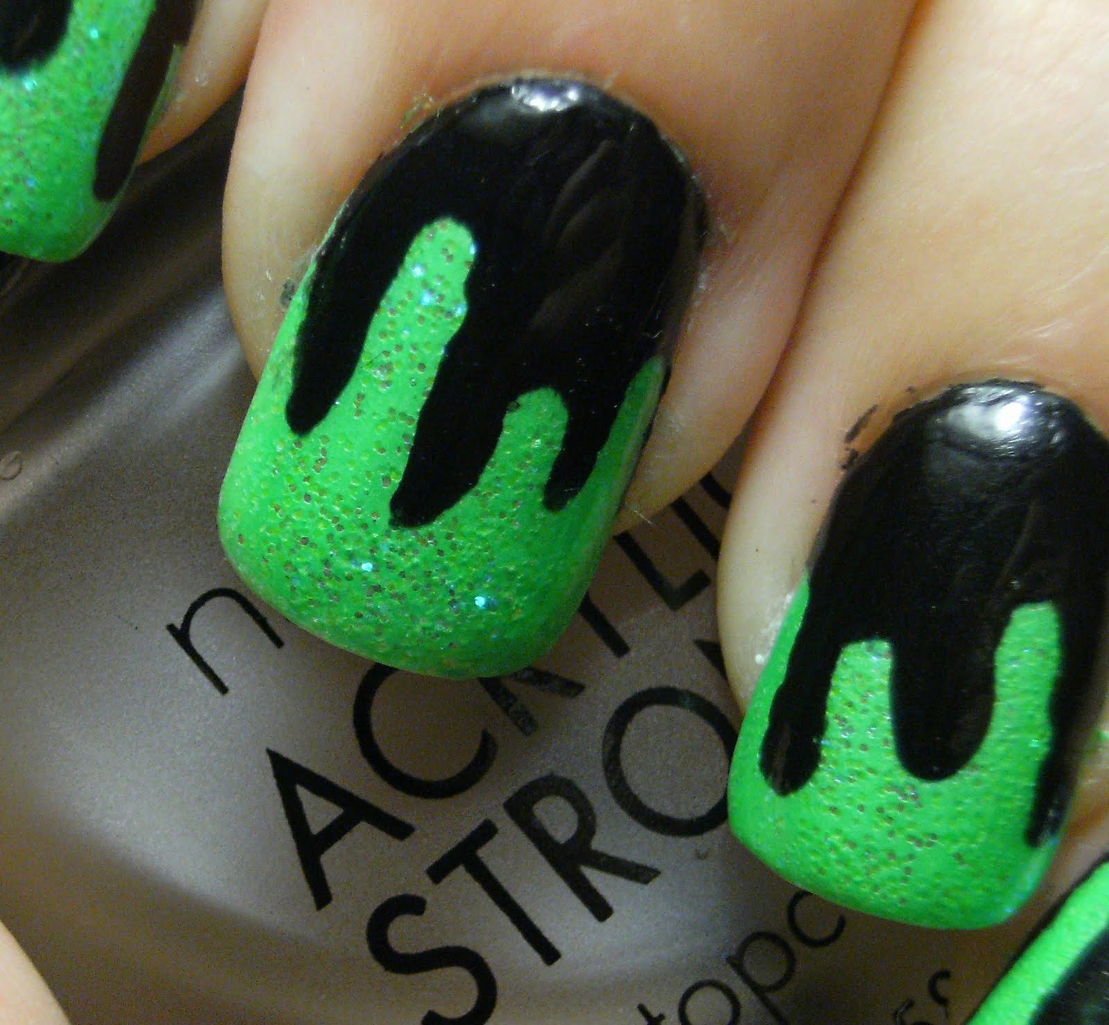 [toxic+shime+---DEEZ-NAILZ---+(10).JPG]