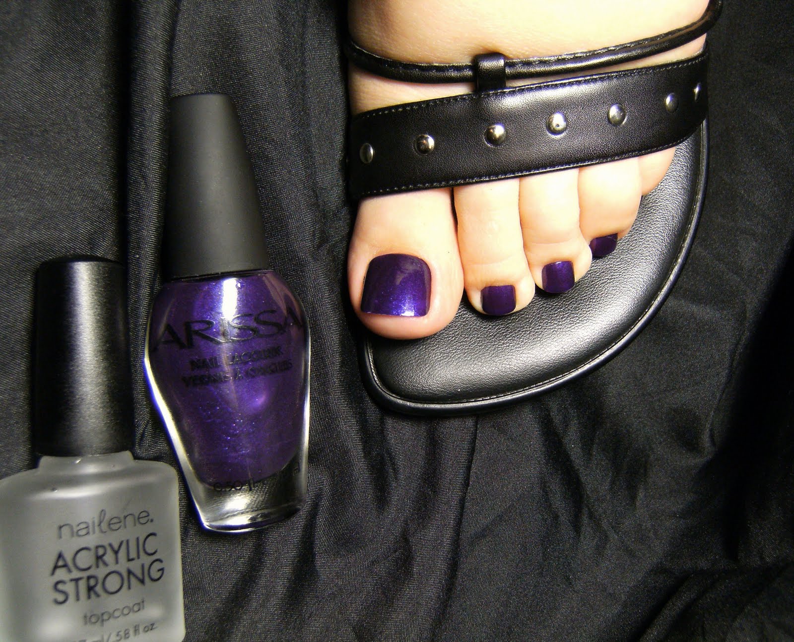 [ARISSA+-+ROCK'IN+AMYTHEST+TOTW+---DEEZ-NAILZ---+(5).JPG]
