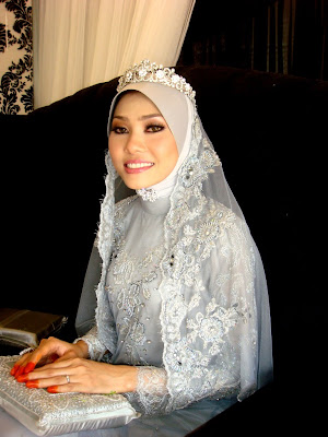 Remaja+perempuan+comel