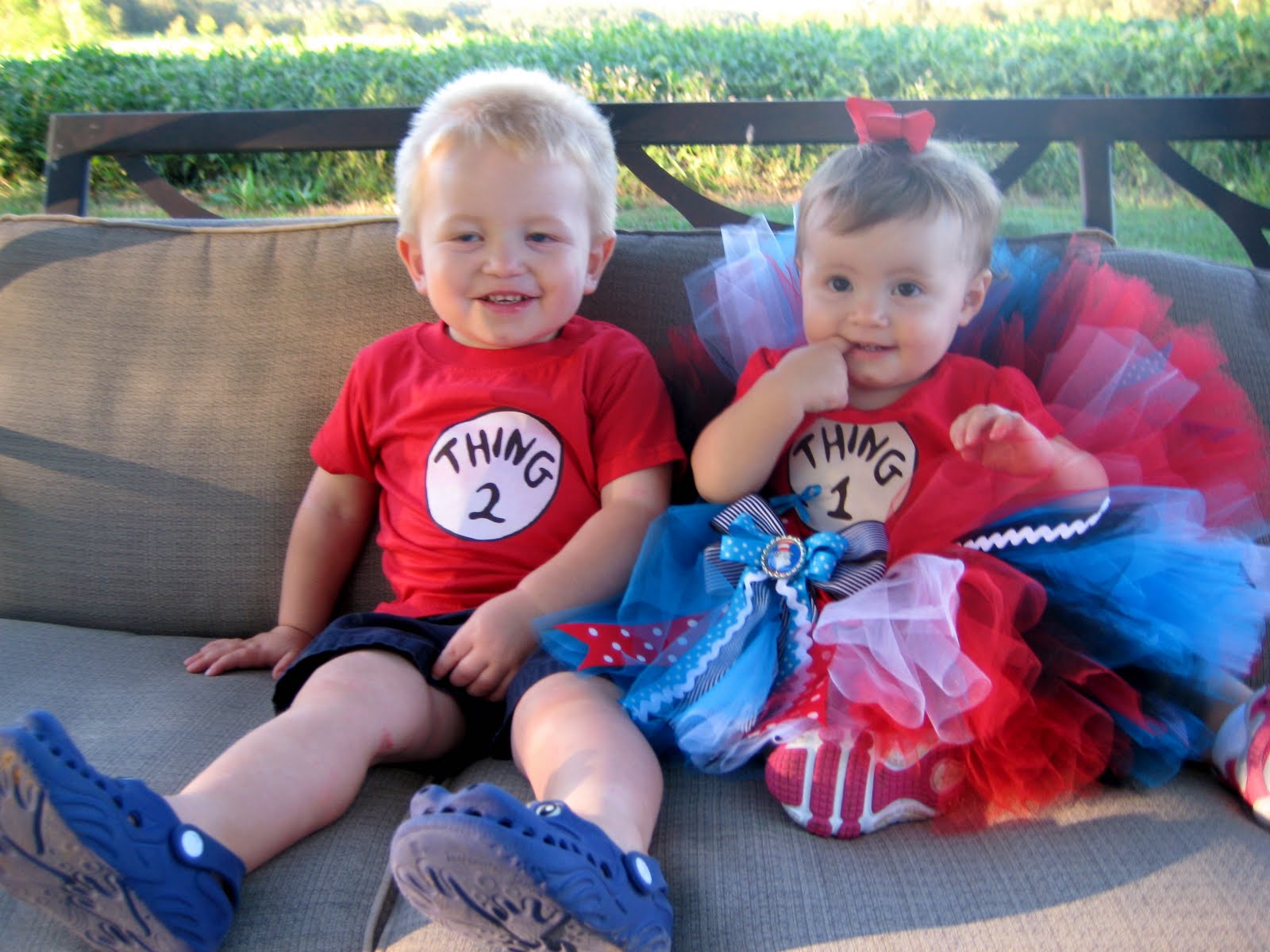 humble hostess: Kids Birthday Party: Thing 1 and Thing 2