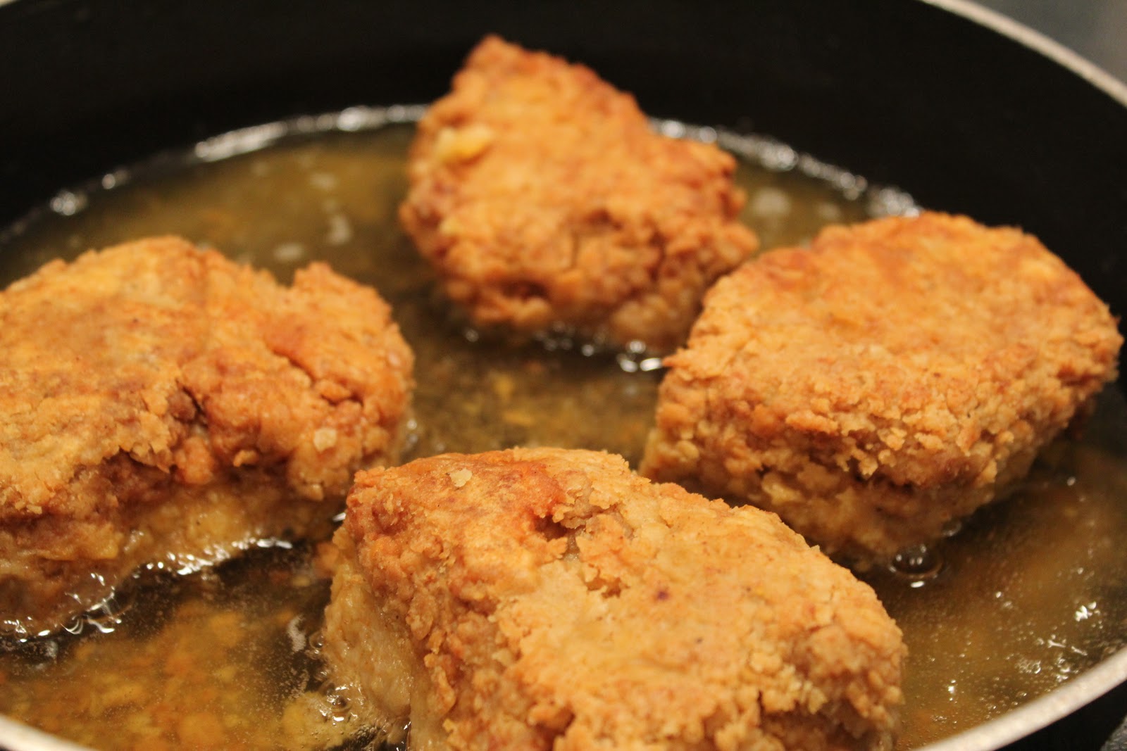 Vegan Miss It's the Bee's Knees, Daddy! Chicken and Buckwheat