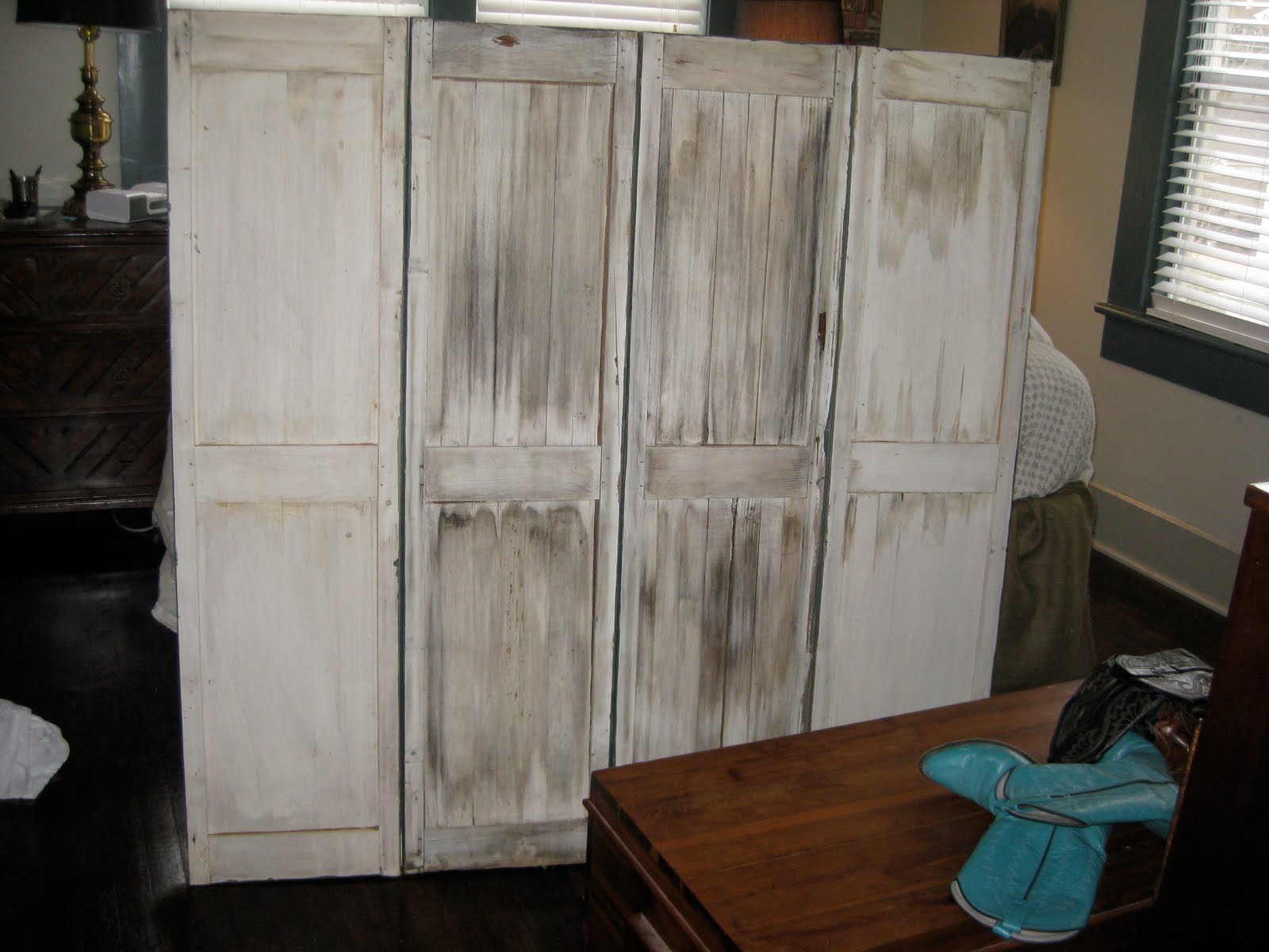 a walk through Old Shutters make an Easy Headboard