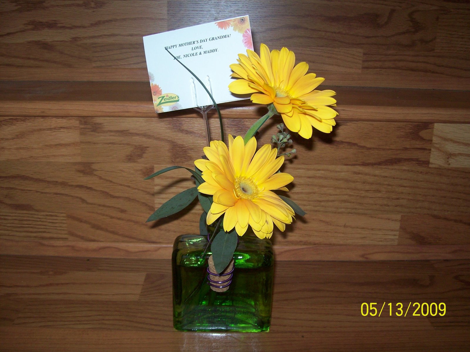 [Flowers+from+Maddy+002.jpg]