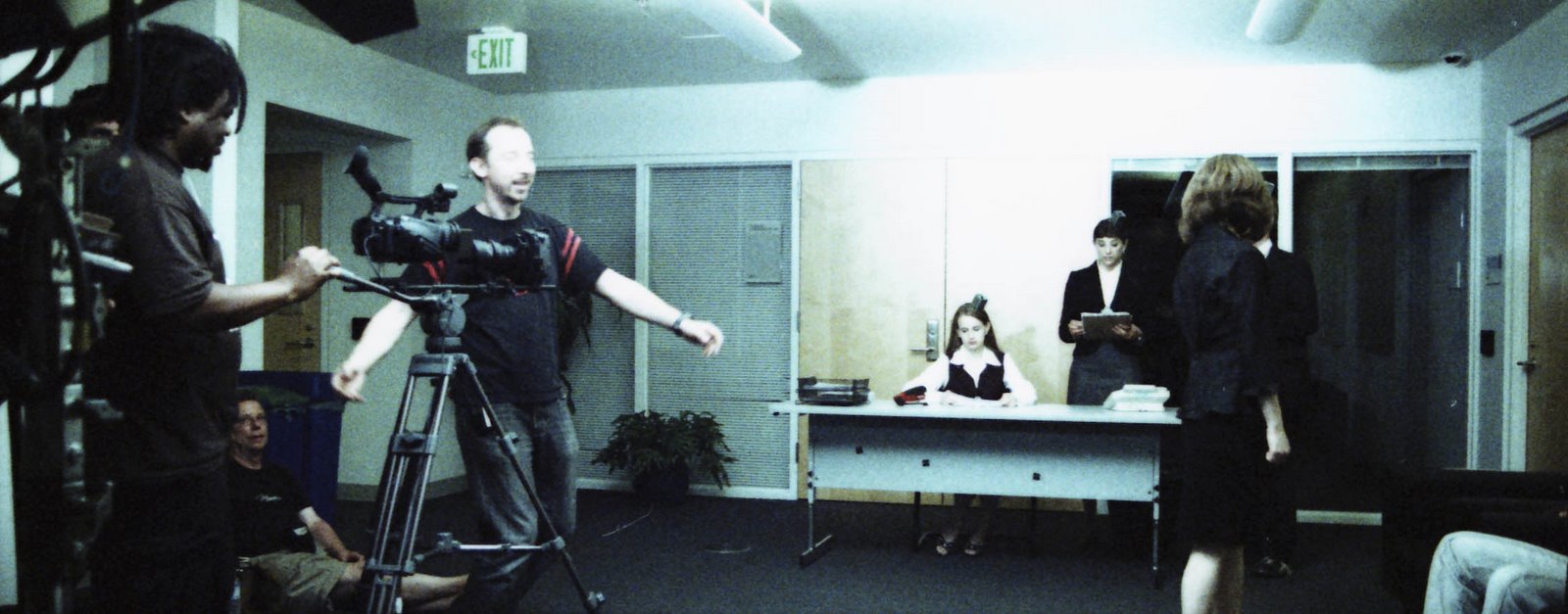 [Untitled16_5-48-8.jpg]