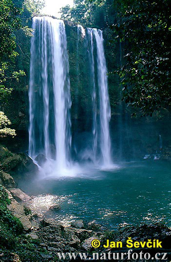 TOURISM MEXIKO .- realmexico deutsch: Misol-ha (Wasser Balken) ist nur