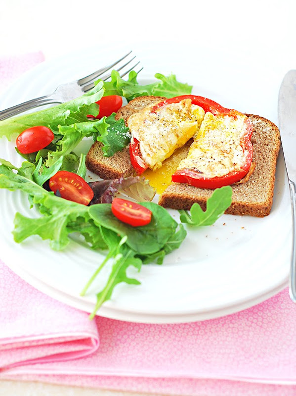 When East meets West Bell pepper egginahole