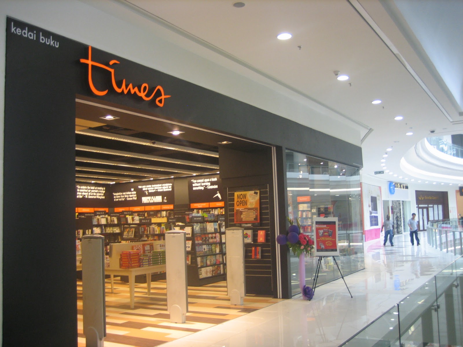 Oh yea , in conjuction with the opening of Times bookstore , there are a ... It's not a big and exciting movie, but has a comfortable, familial feel ...